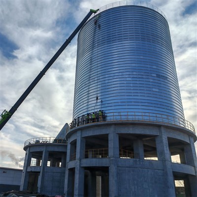 Spiraalvormige stalen silo